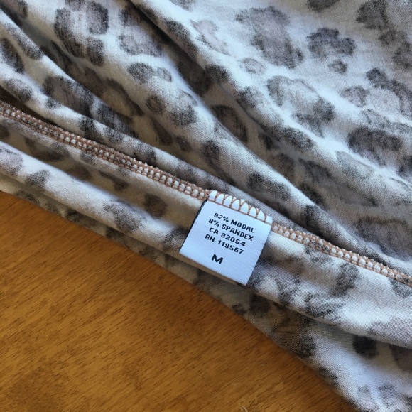 EUC Rachel Pally Leopard Wrap Dress - Size M - Picture 7 of 7